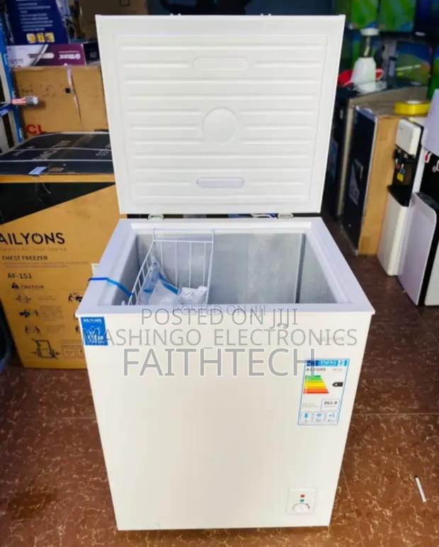 150 Litres Ailyons Deep Freezer - main view