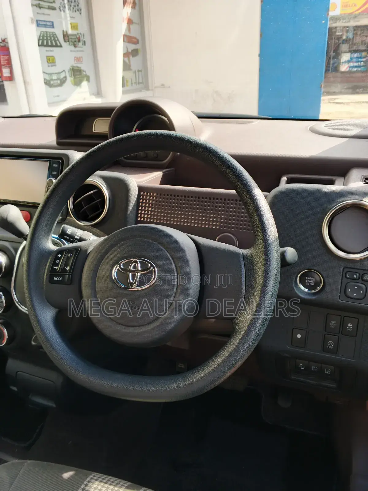 Toyota Spade 1.5 2018 Black