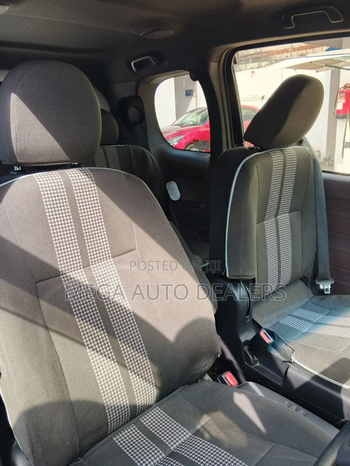 Toyota Spade 1.5 2018 Black