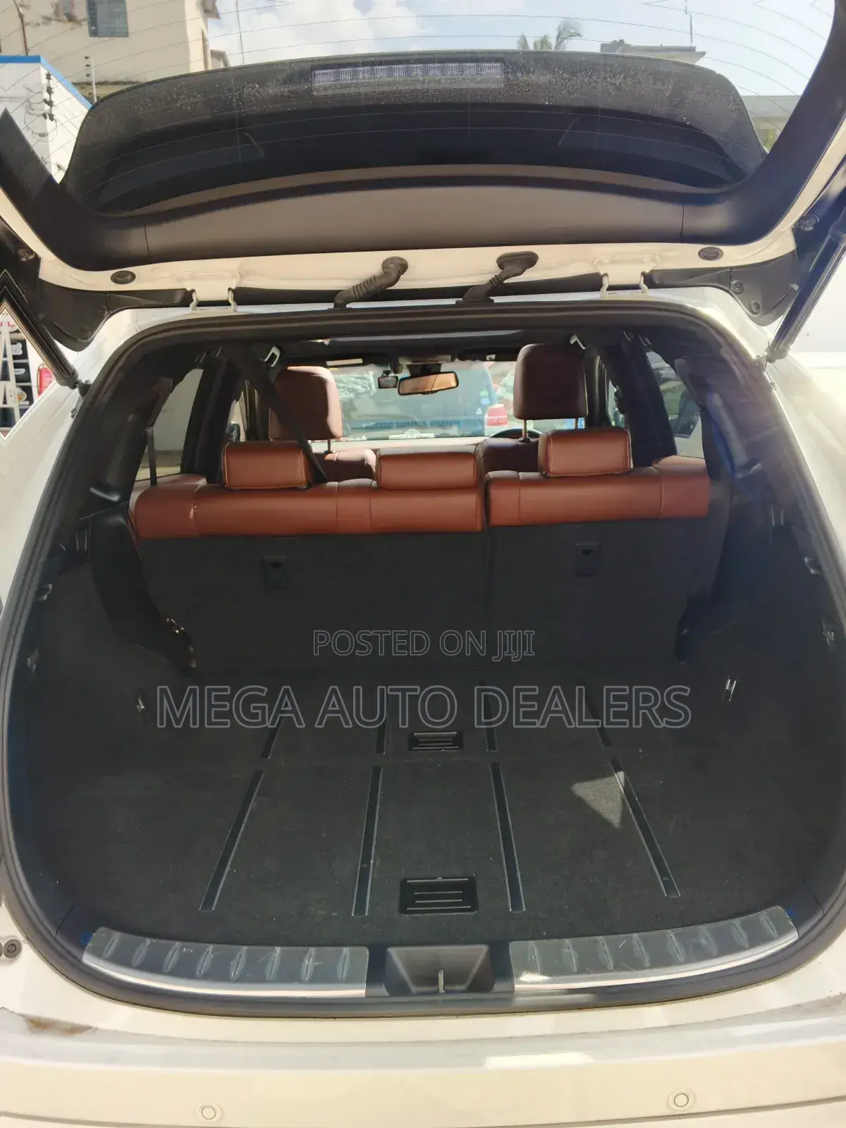 Toyota Harrier 2.0 Turbo 2019 White