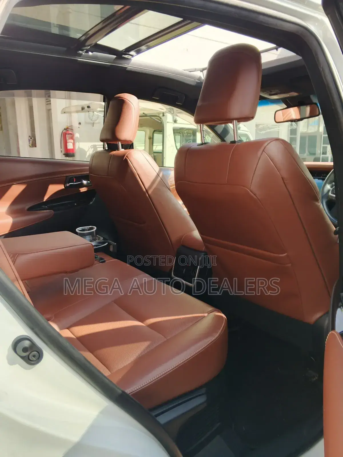 Toyota Harrier 2.0 Turbo 2019 White