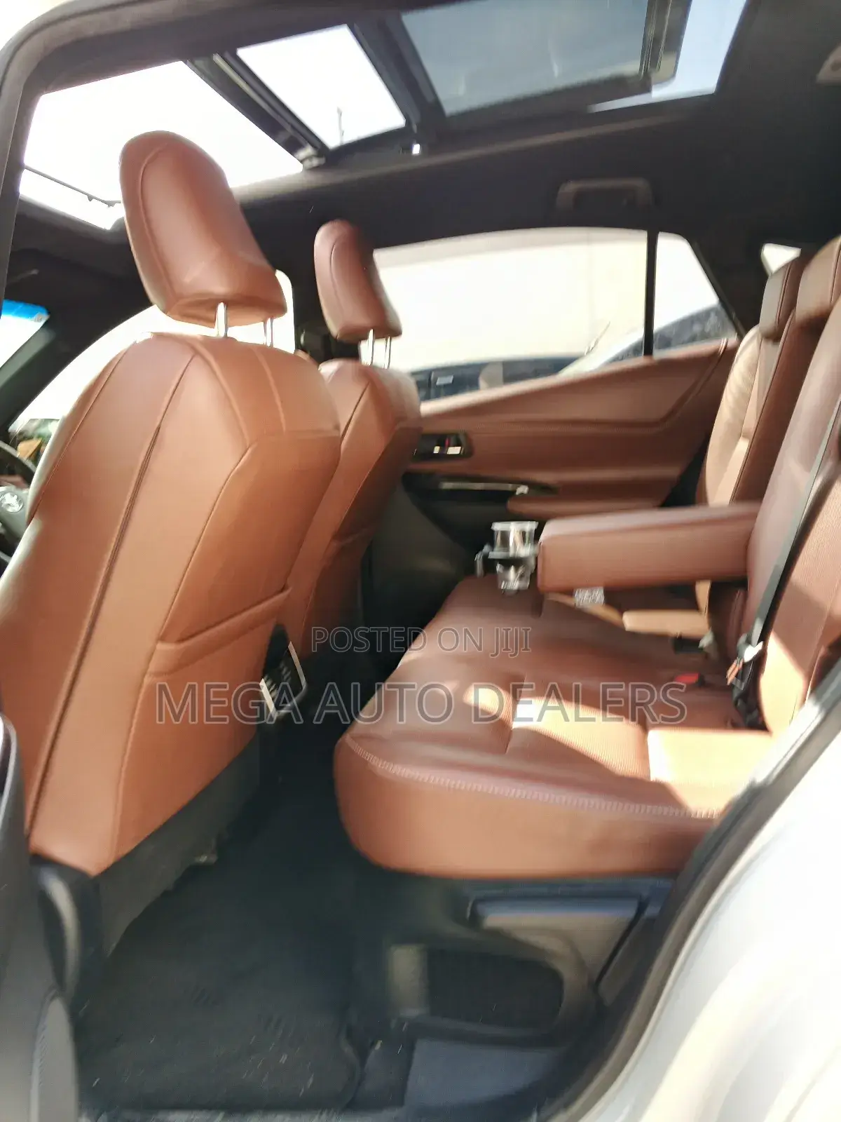 Toyota Harrier 2.0 Turbo 2019 White