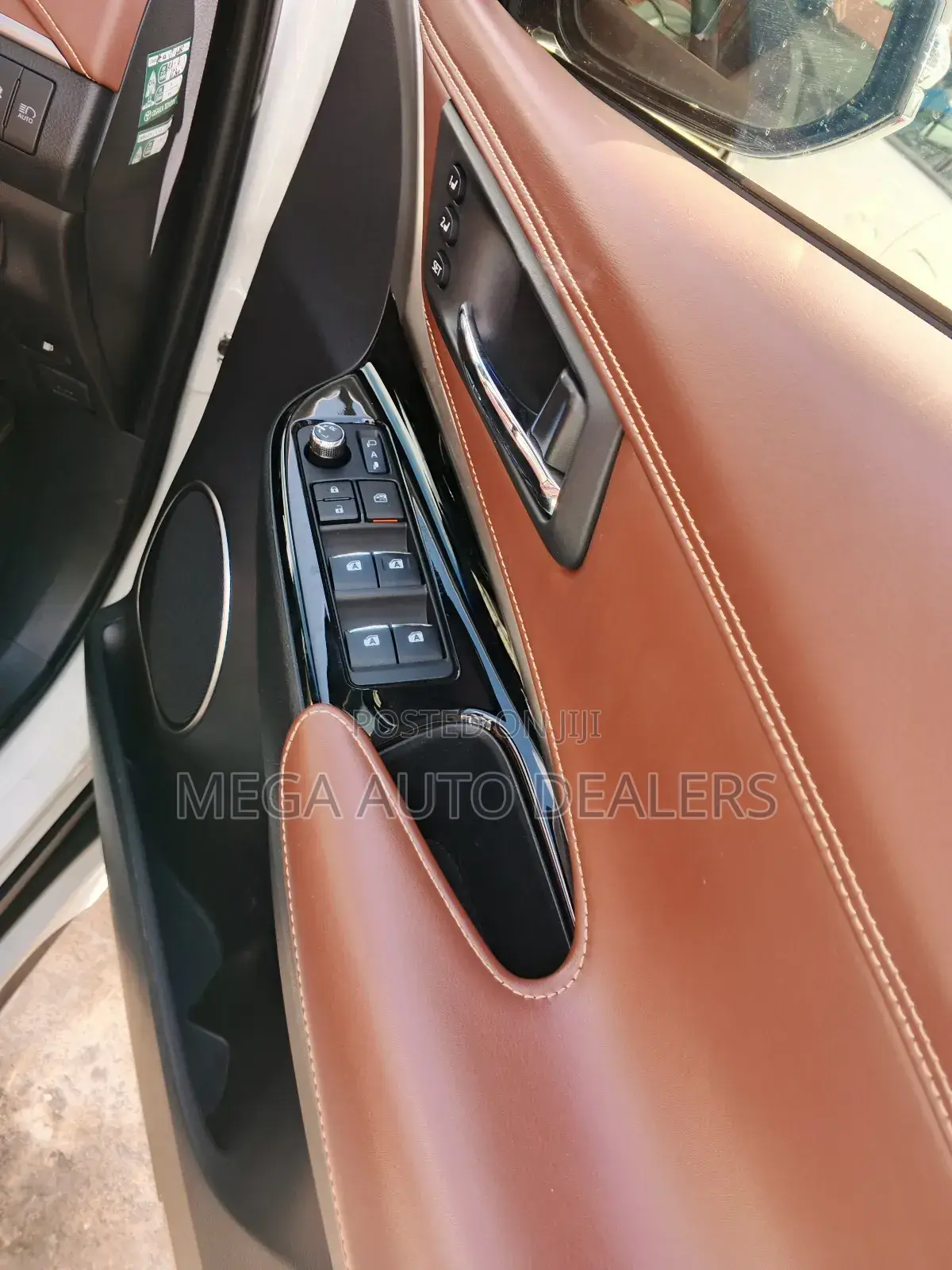 Toyota Harrier 2.0 Turbo 2019 White