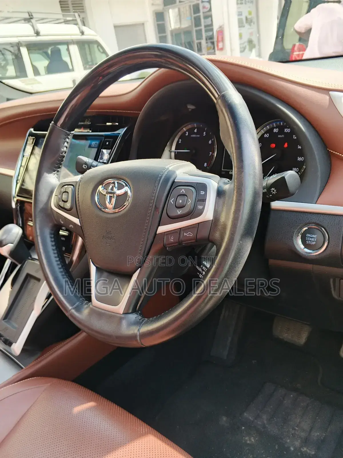 Toyota Harrier 2.0 Turbo 2019 White