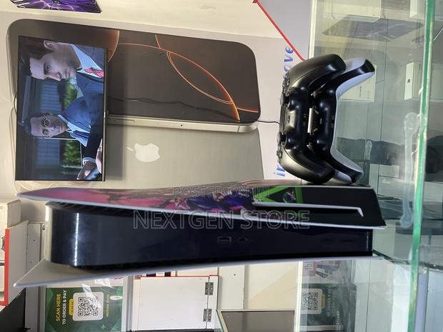 Ps5 Standard 825 Gb With 2 Controllers - thumbnail 3