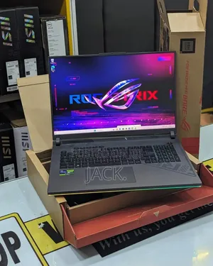 Laptop Asus ROG Strix G17 32GB Intel Core I9 SSD 1T