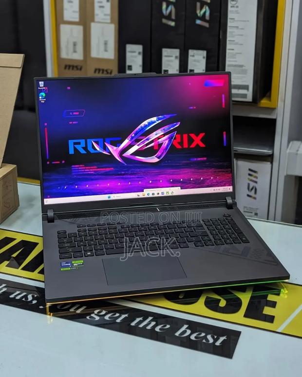 Laptop Asus ROG Strix G17 32GB Intel Core I9 SSD 1T - thumbnail 4