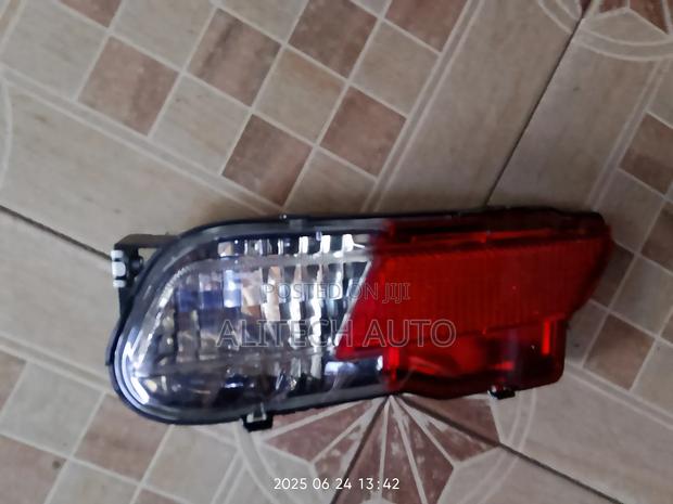 Bumper Light Caldina 240