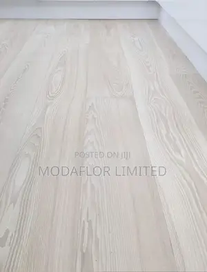 SPC Flooring – Wood Vibe Without Wood Worries!