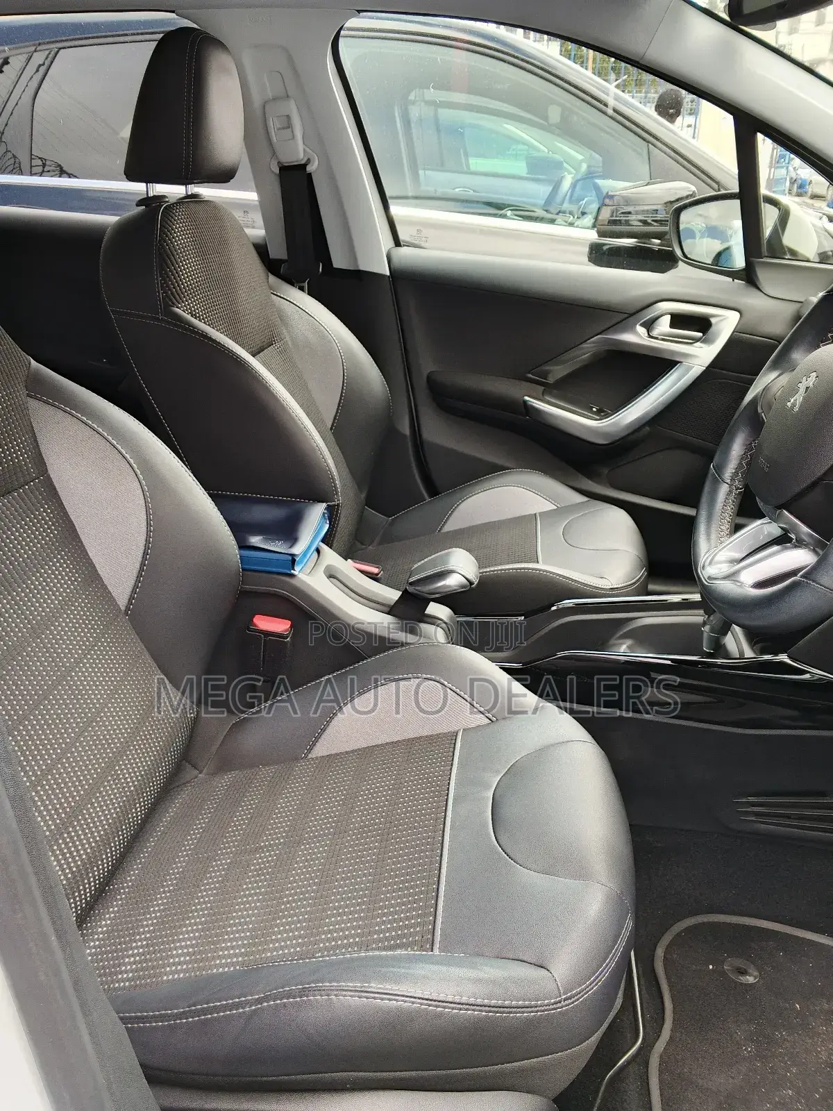 Peugeot 2008 2018 White