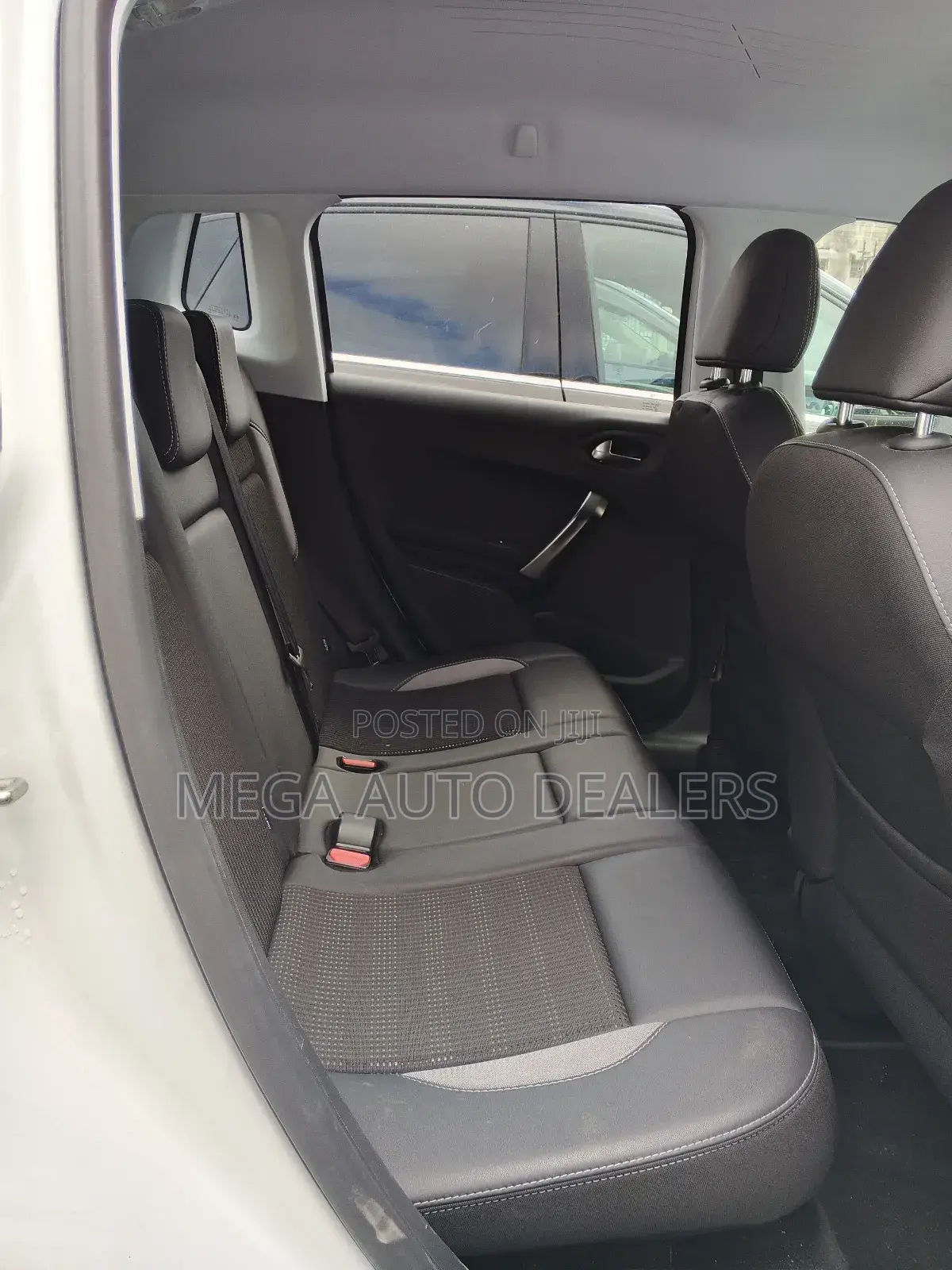 Peugeot 2008 2018 White