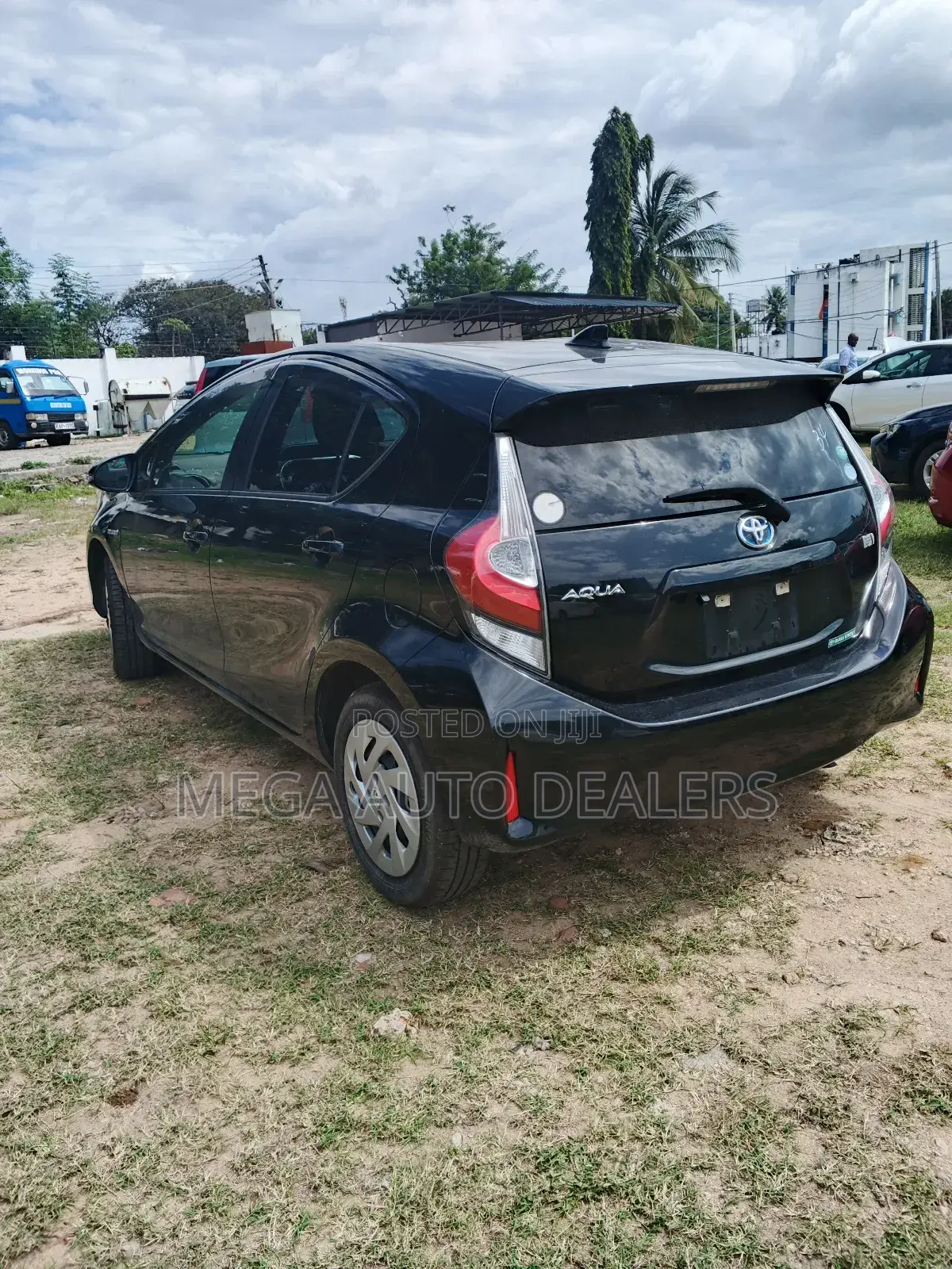 Toyota Aqua 2018 Black