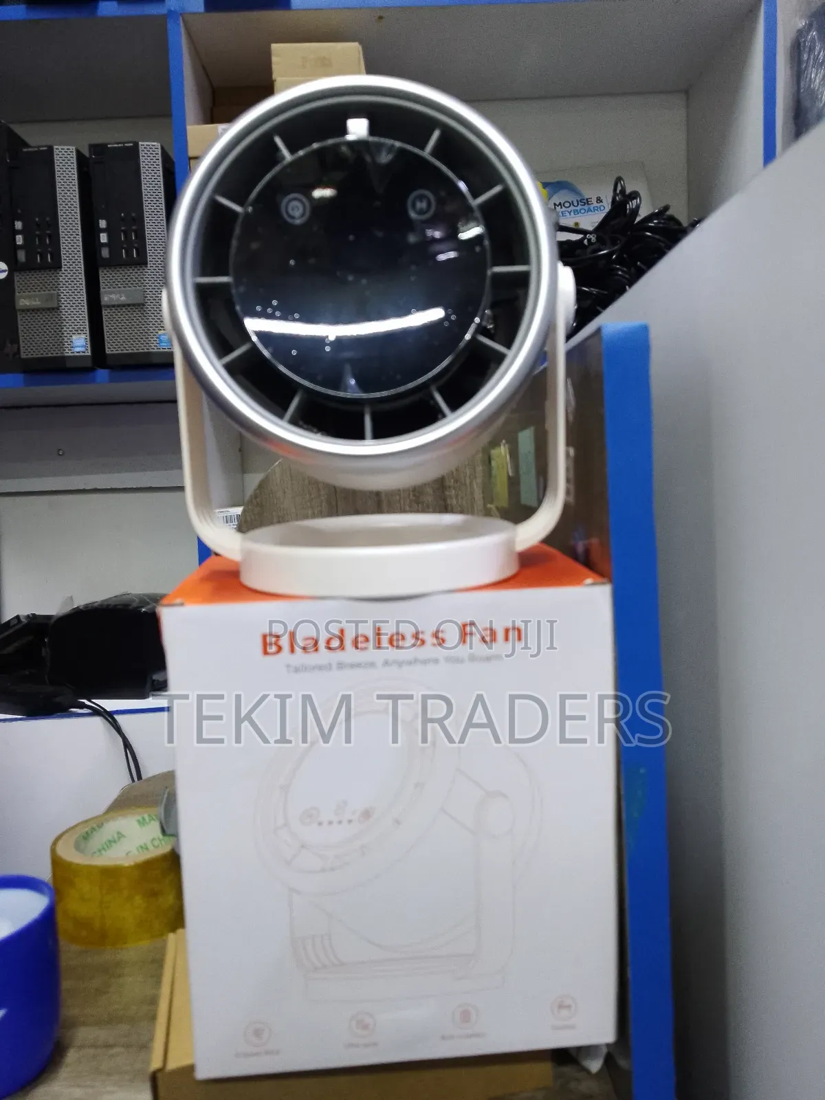 Mountable Bladeless Fan