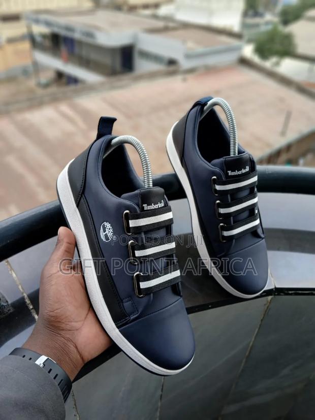 Navy Timberland - thumbnail 3