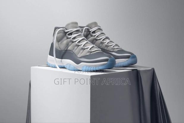 Jordan 11 Cool Grey Unisex Sneakers - thumbnail 3