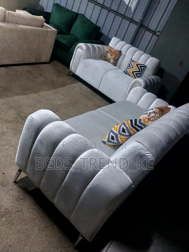 White 5 Seater 3-2 Elegant Sofa Set