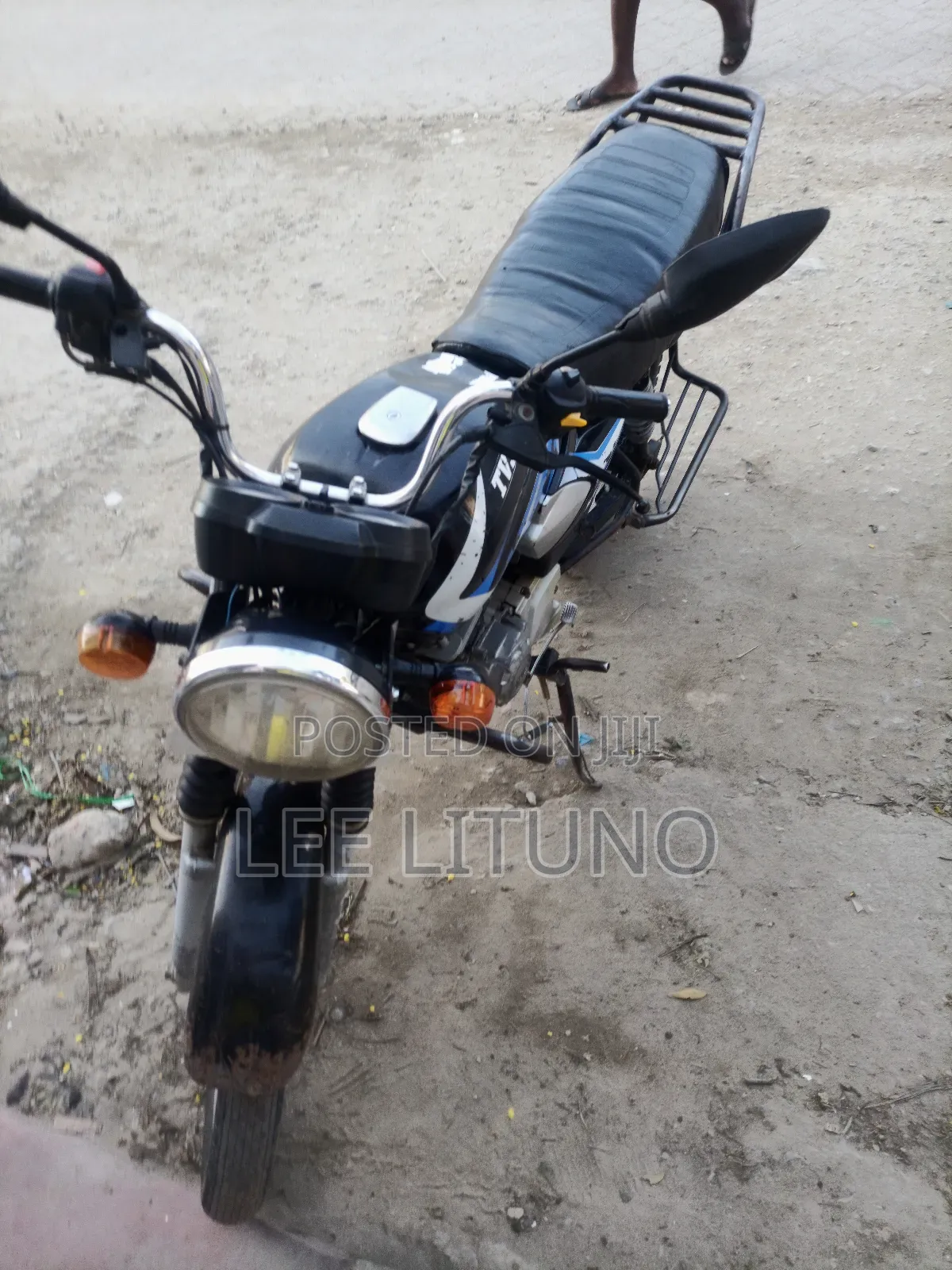 TVS HLX 125 2021 Black