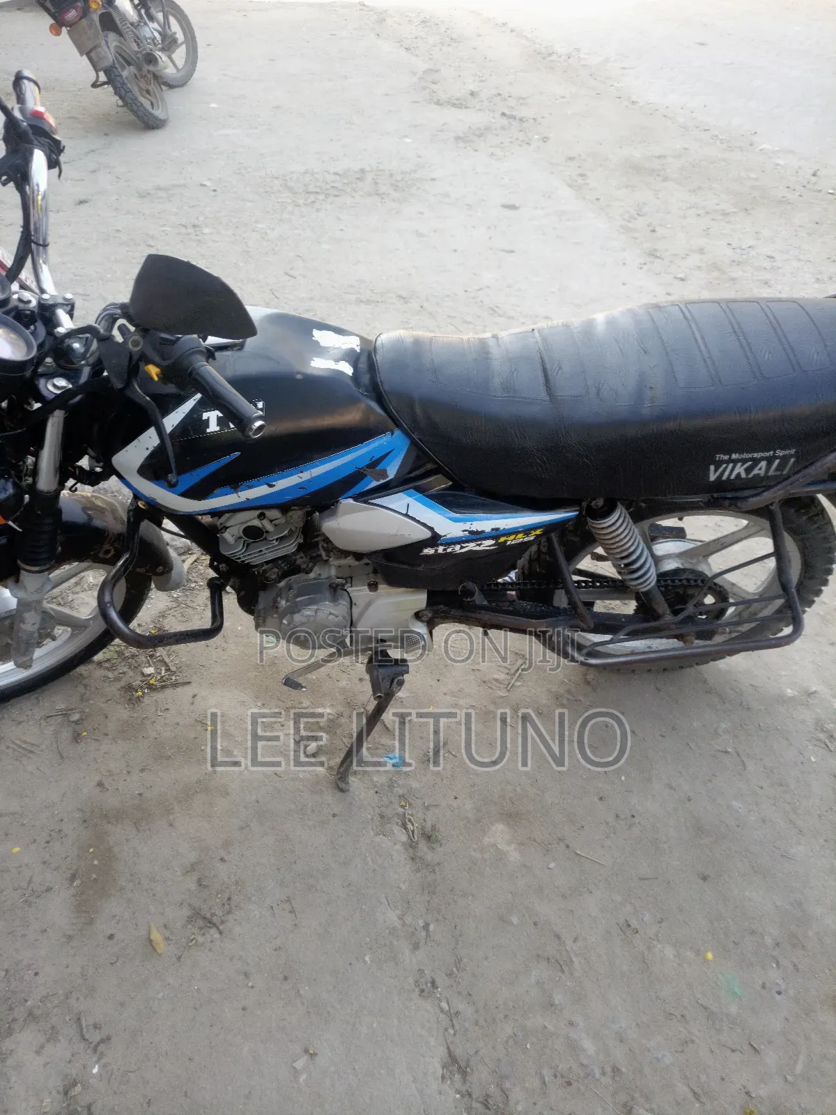 TVS HLX 125 2021 Black