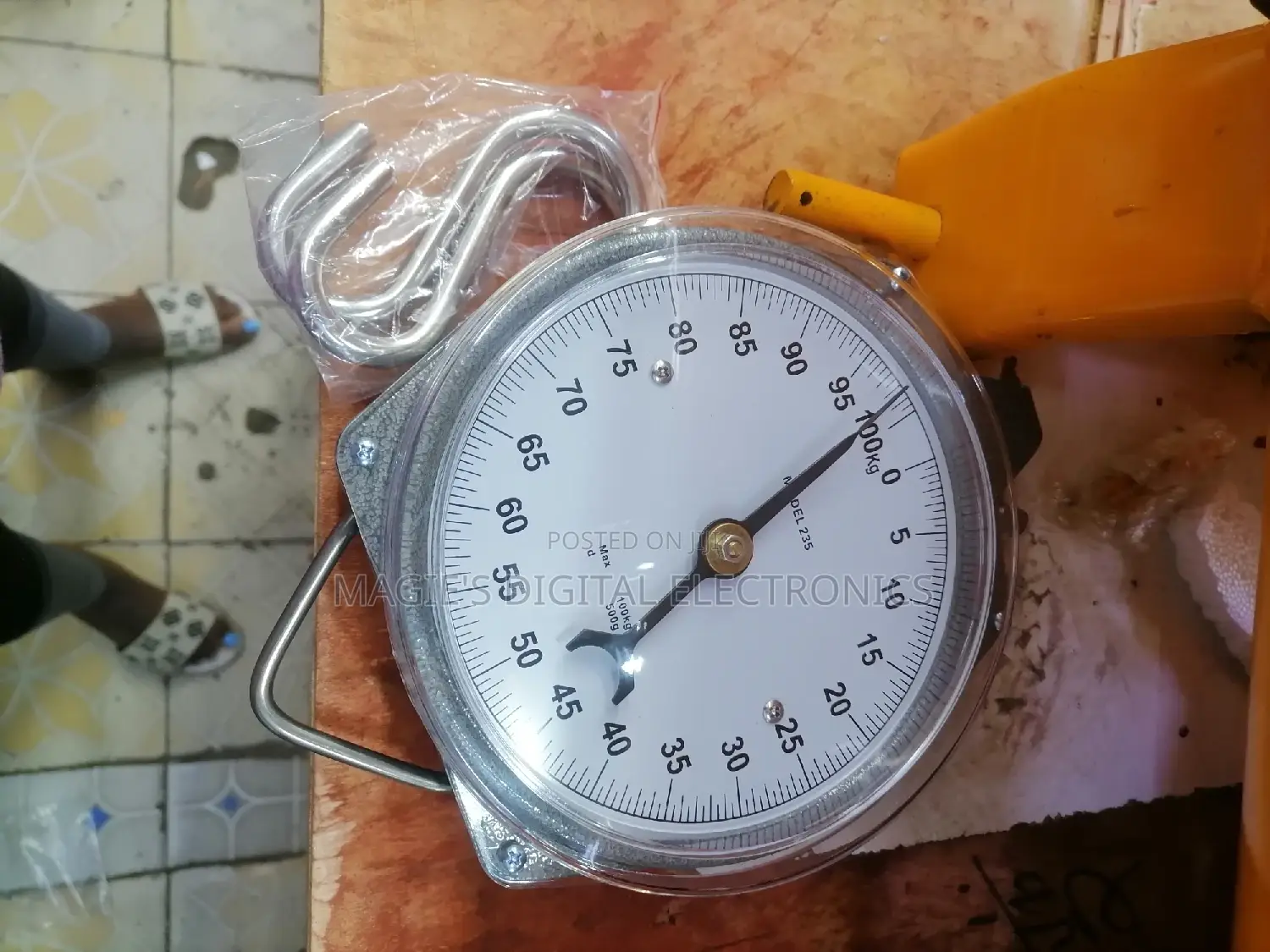 Top Guarantee 100kg Salter Scale