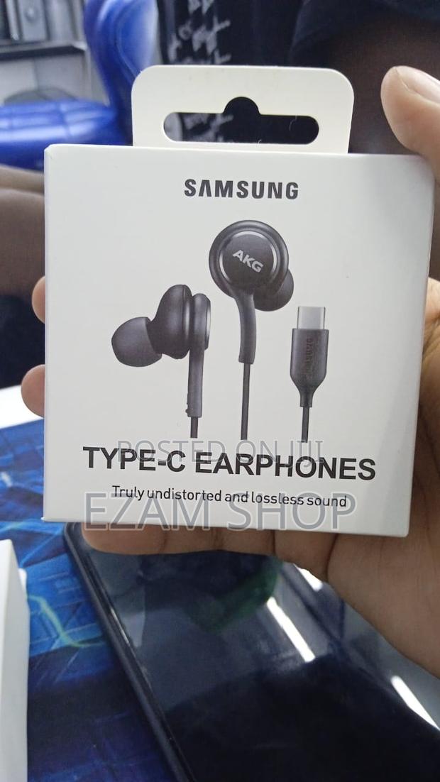 Samsung Type-C Earphones - main view