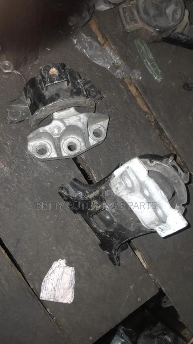 Mitsubishi Wagon R Gear N Engine Mountain