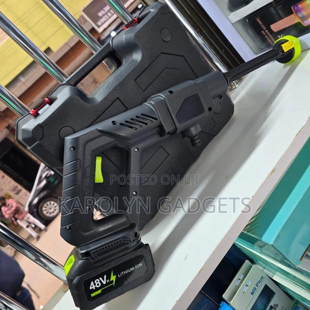 Portable High-Pressure Washer 6-in-1 Nozzle, Rechargeable