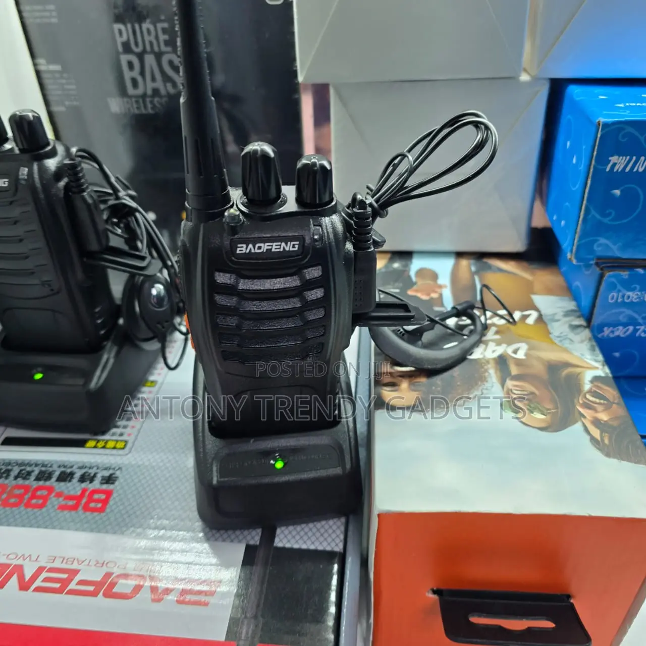 Bf-B888s Two-Way Radio – 16 Channels, Clear Signal