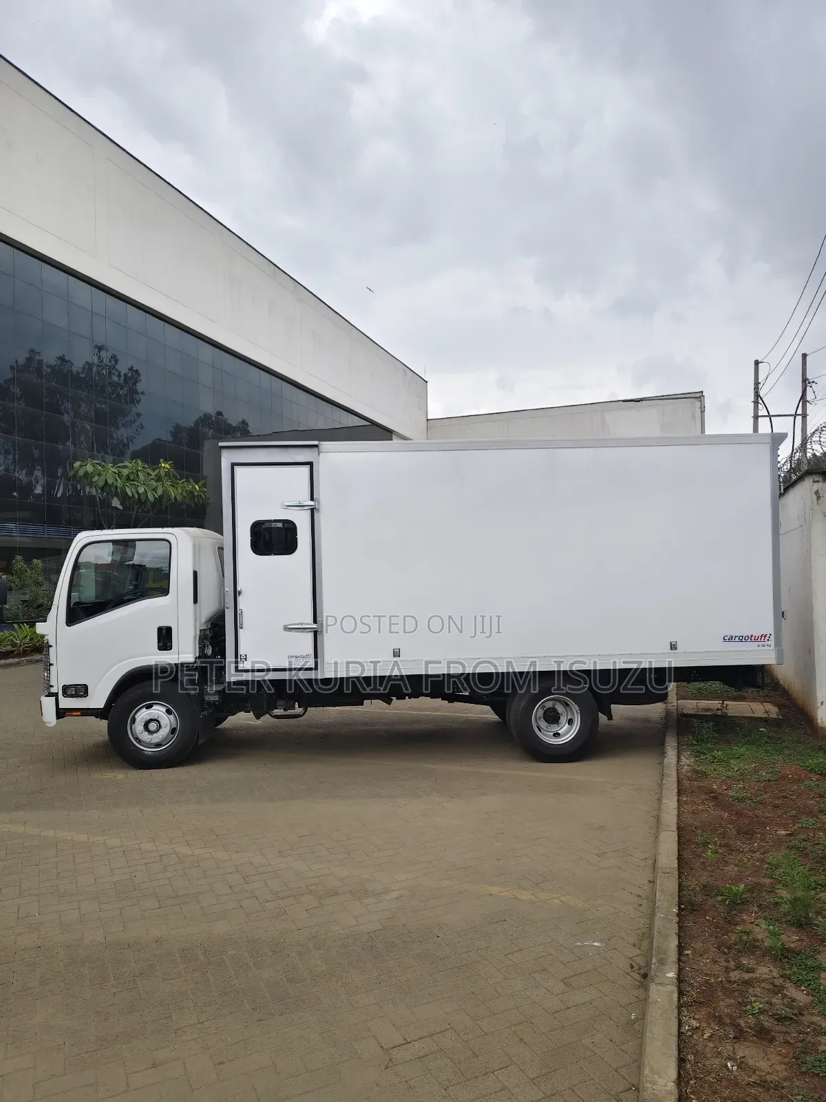 New Isuzu NQR Fibre Body
