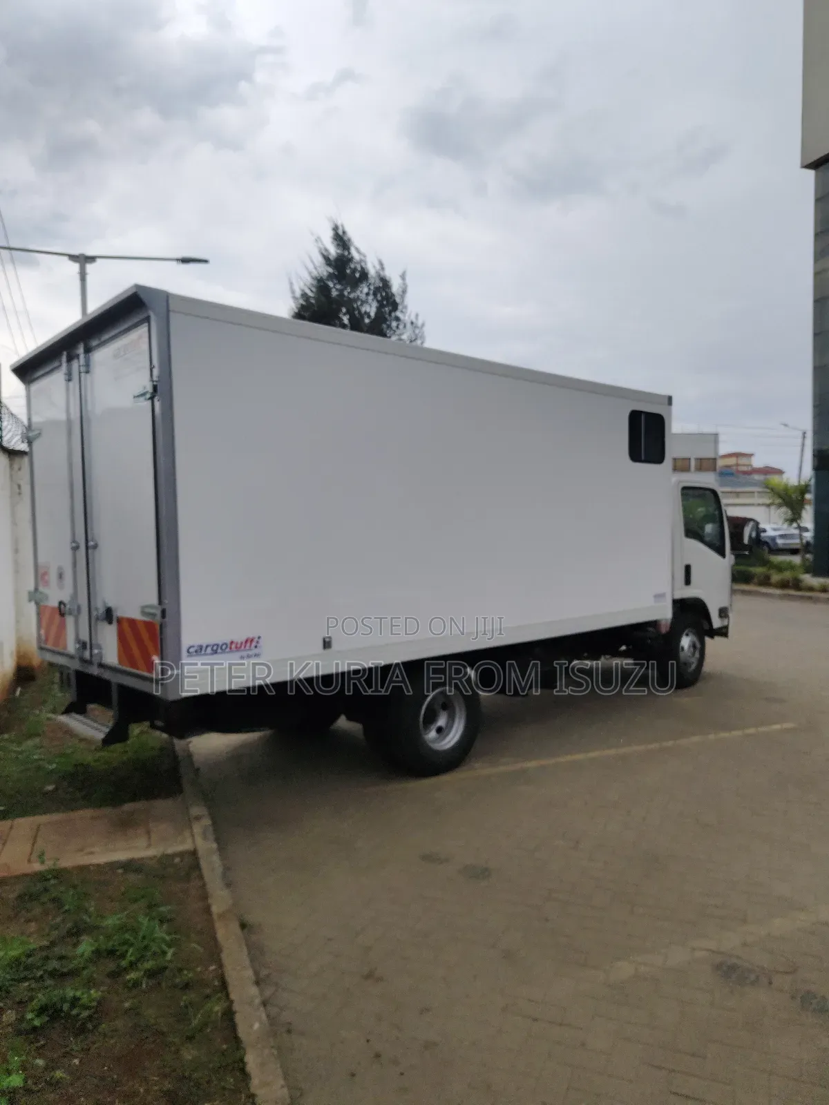New Isuzu NQR Fibre Body