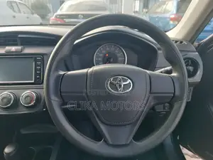 Toyota Axio 2018 Black
