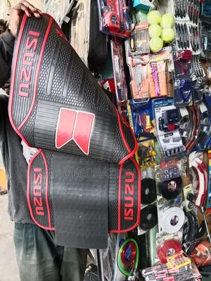 Isuzu Dmax 5pc Carpet Mats