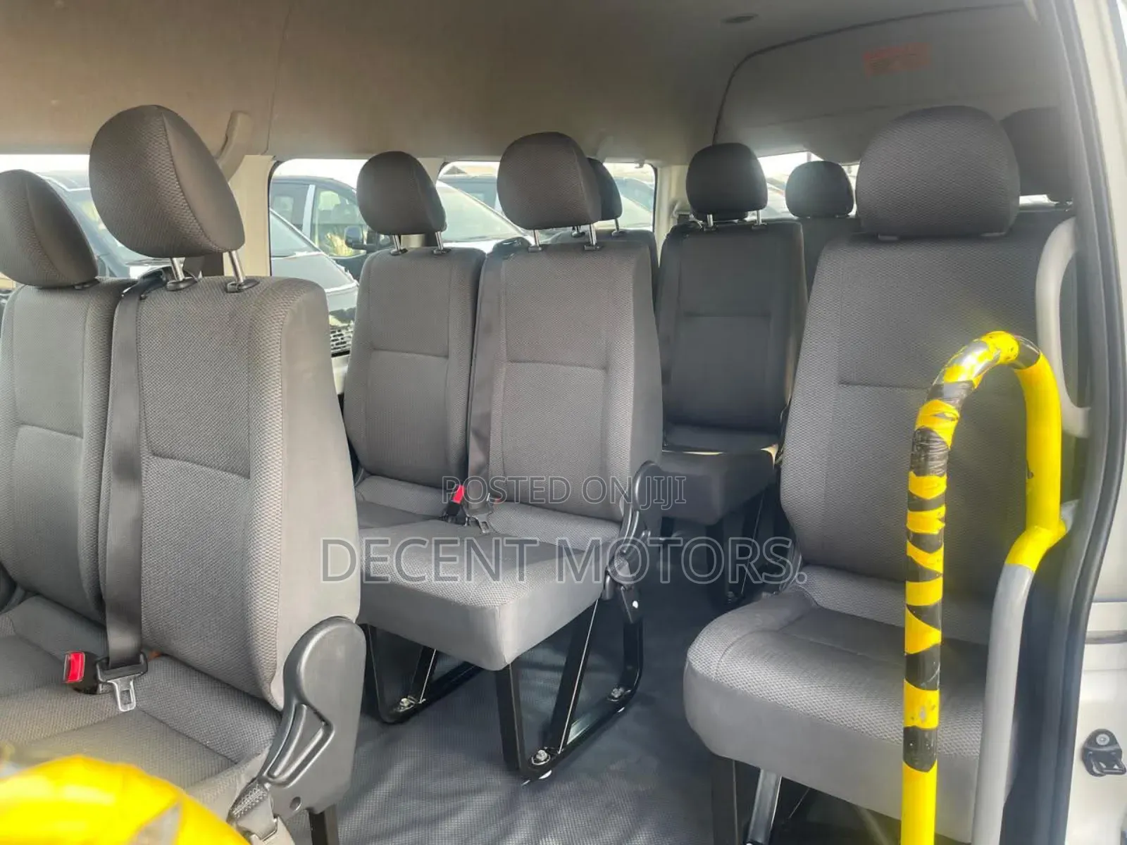 Toyota HiAce 2018 White