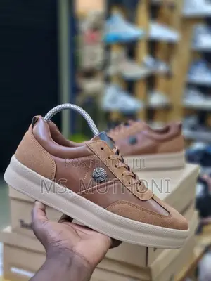 Good Quality Men Casual Sneakers Size 40-45
