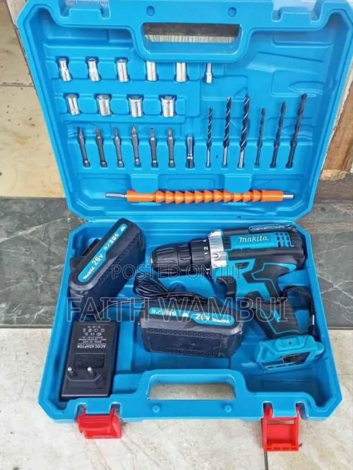 Rechargeable Makita Drill Set/ Makita Cordless Drill