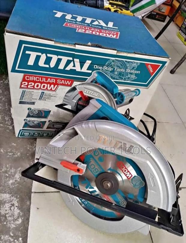 Total Circular Saw 9"