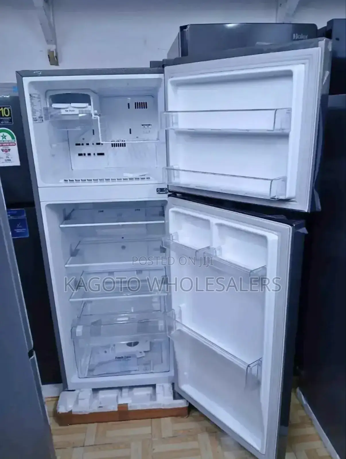 Von 136 L Frost Double Door Fridge