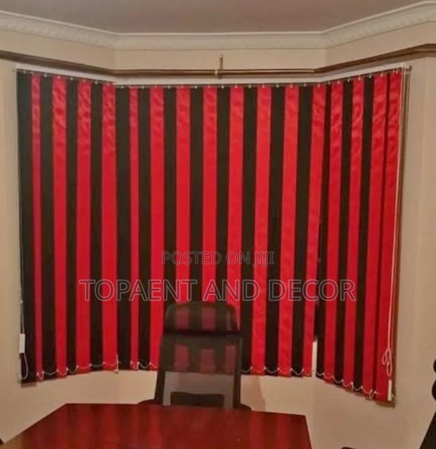 Mix of Red and Black Elegant Vertical Office Window Blinds