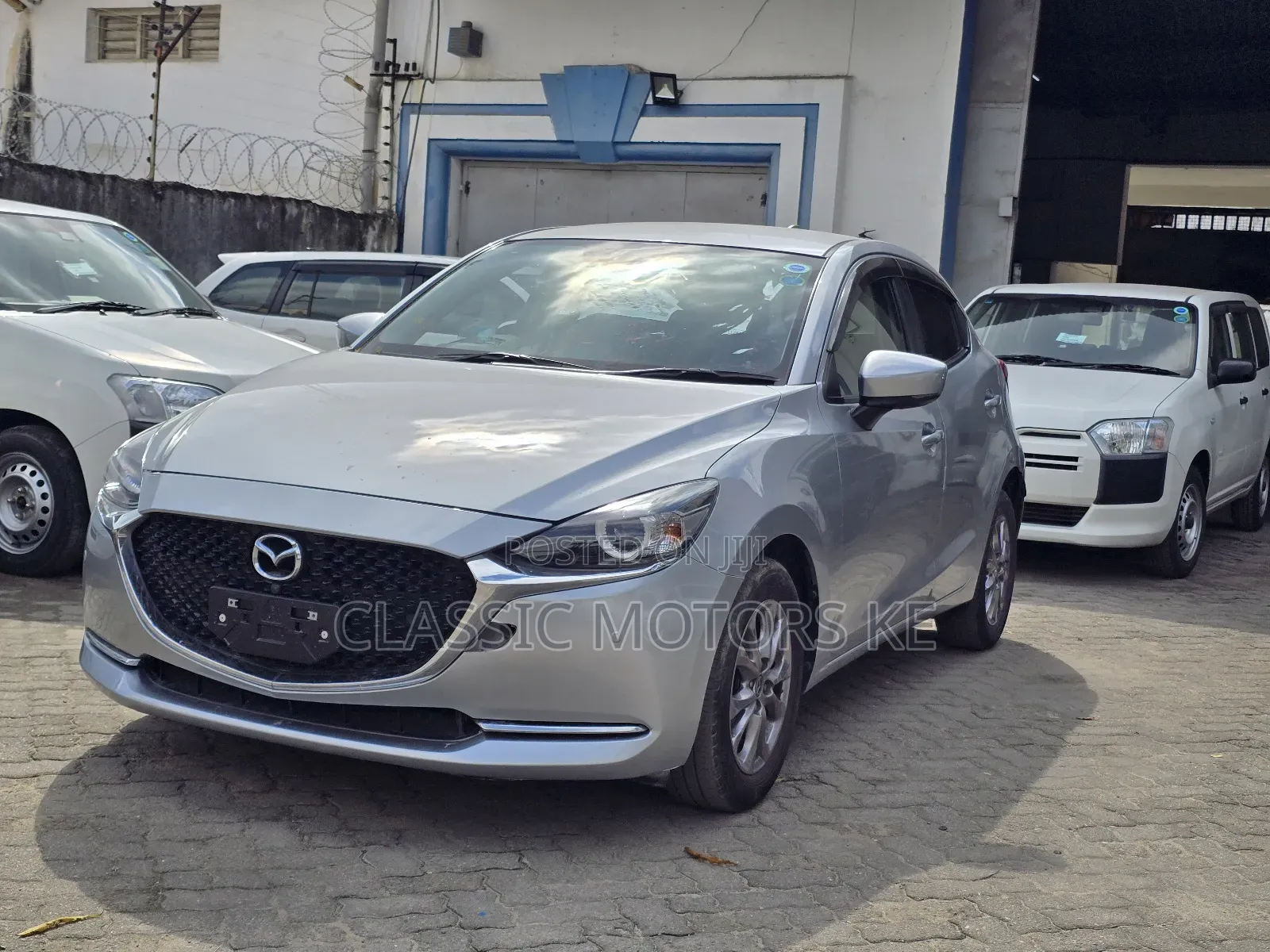 Mazda 2 2020 Silver