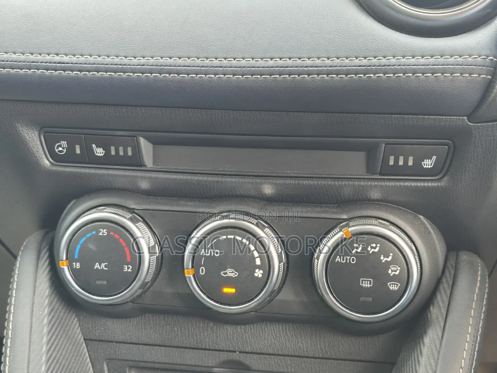 Mazda 2 2020 Silver