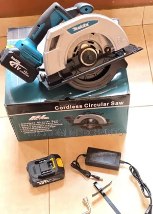 Makita 7inch Cordless Circular Saw/Rechargeable Circular Saw