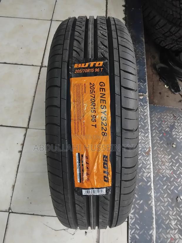 205/70 R15 Genesy 228 - main view