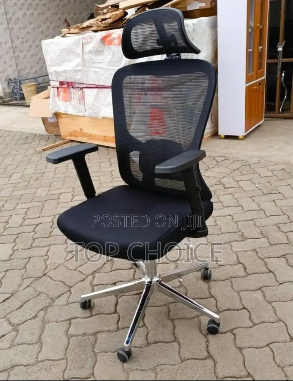 Office Chairs - Adjustable Arms and Recliner