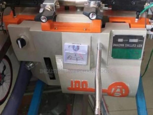 Advanced Key Cutting Machine - main view