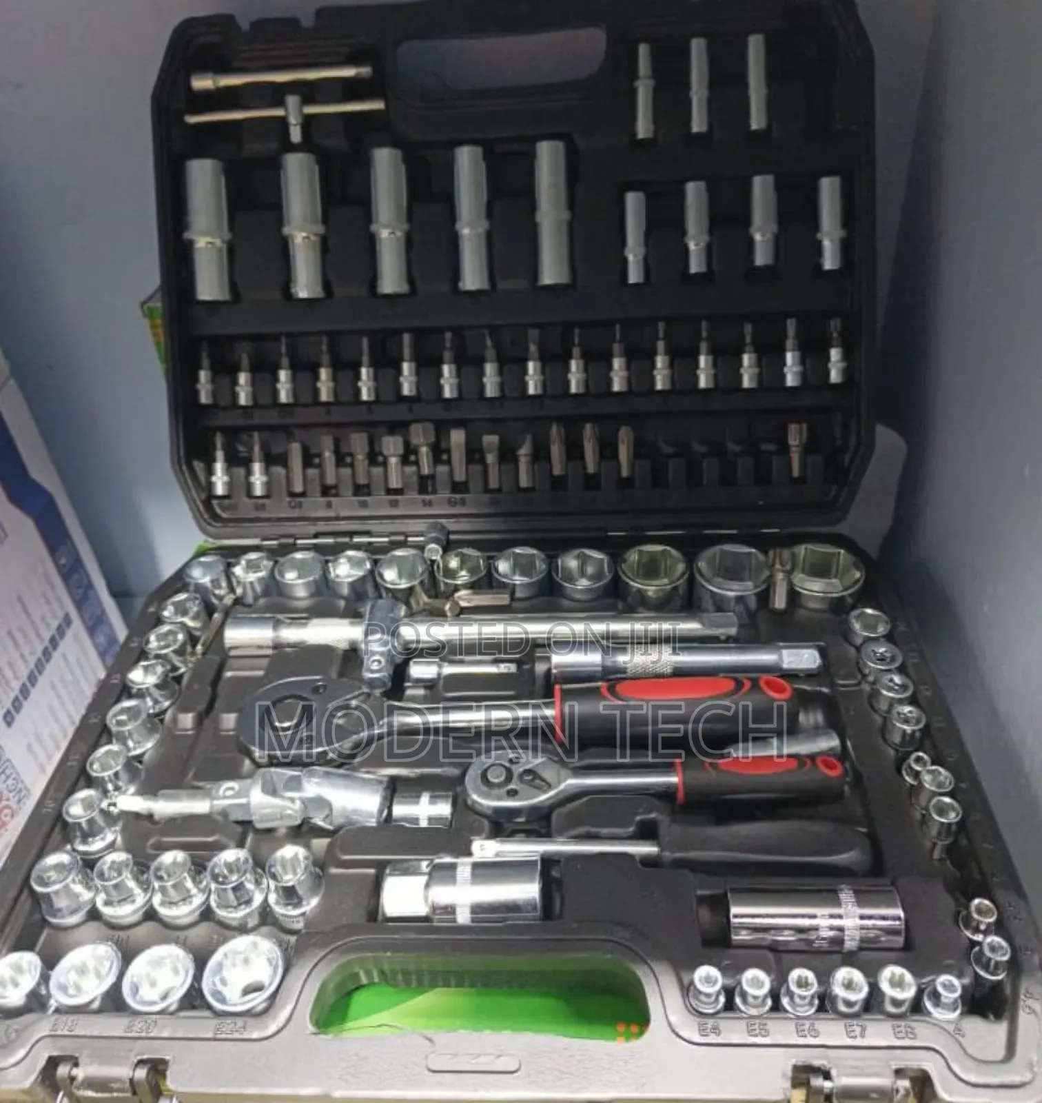 108 PCS in 1 Socket Set Manual Repair