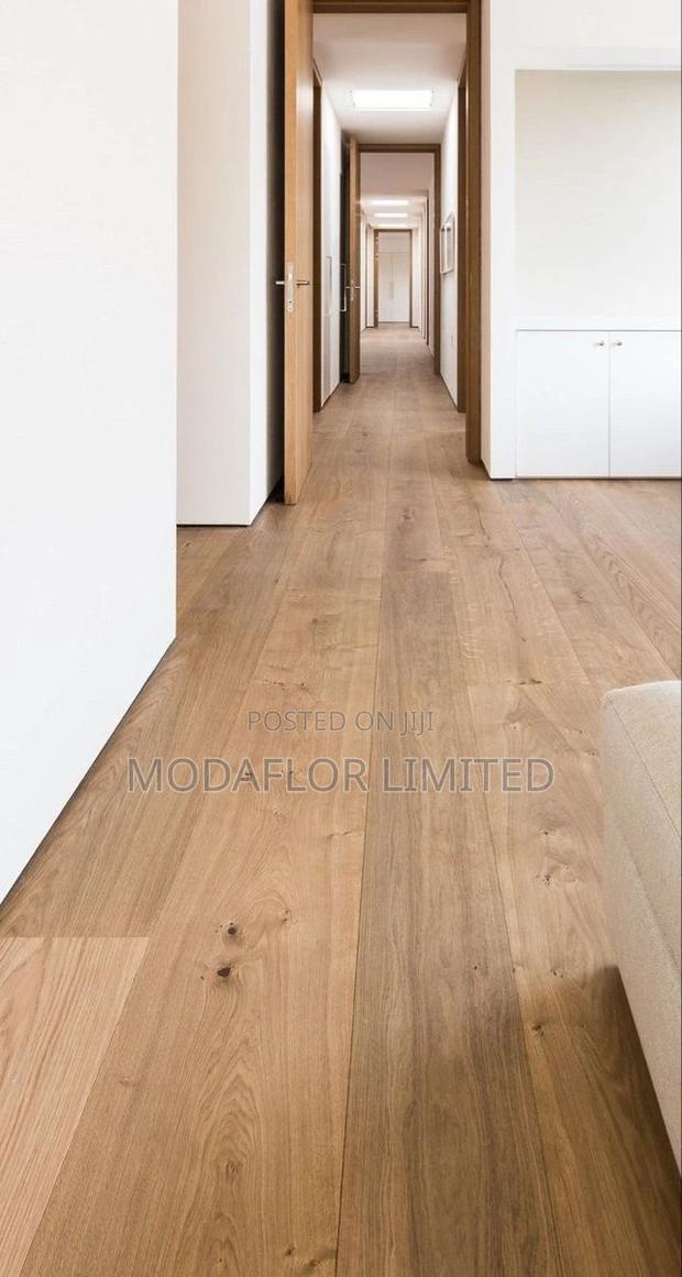 SPC Flooring – Ideal for Homes, Airbnb, and Showrooms!