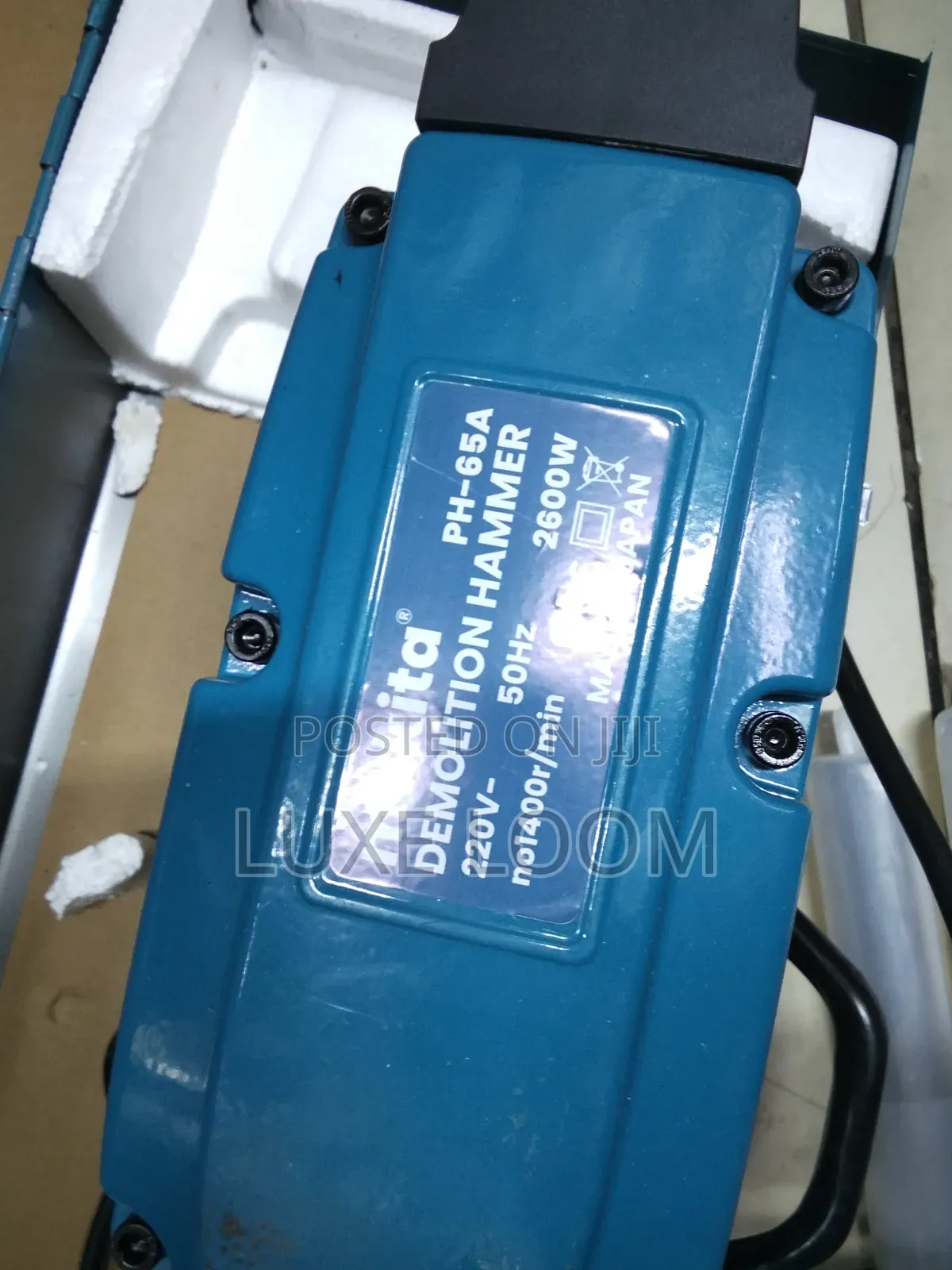 Commercial Makita Demolisher Hammer Drill 2600watts