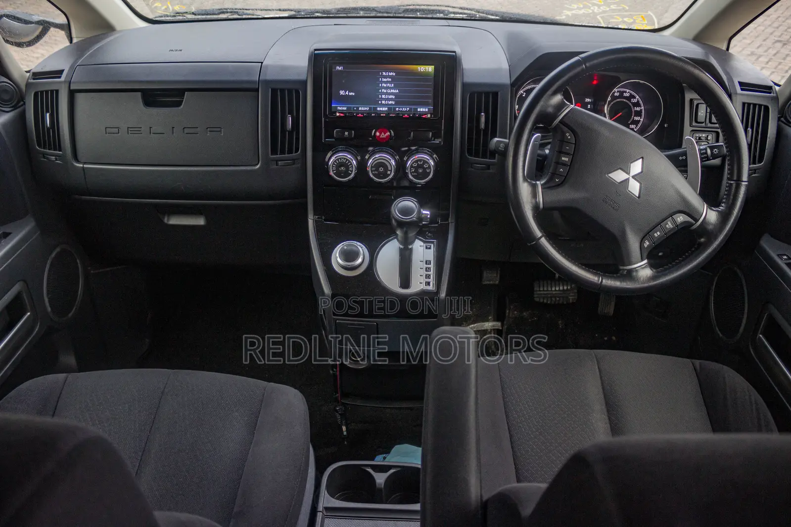 Mitsubishi Delica 2018 Silver