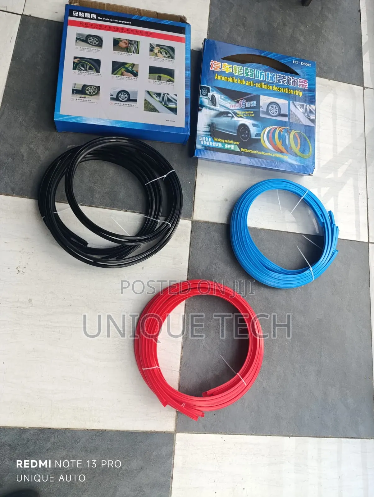 Universal Wheel Rim Guard / Red, Black ,Blue Rim Protector