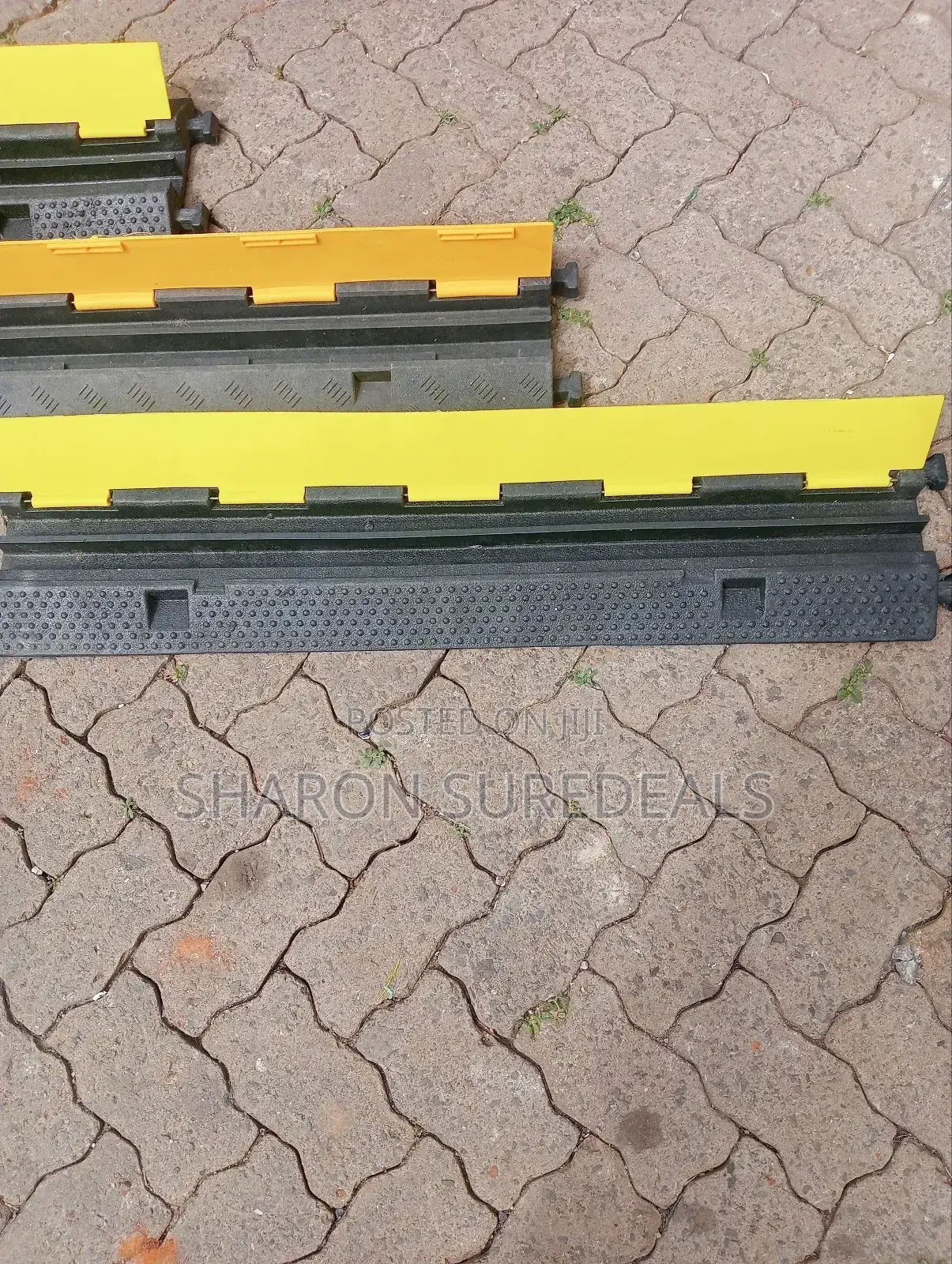 2 Channel Rubber Electric Cable Connector 910×500×70
