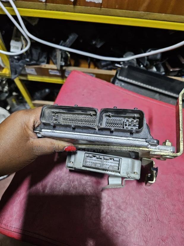 Engine Control Unit Nissan Teana No.Mt - thumbnail 3